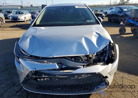 2022 Toyota Corolla Le z USA, uszkodzony, nr VIN JTDEPMAE3N3004651